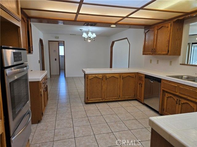 727 Chardonnay Place, Hemet, CA 92544