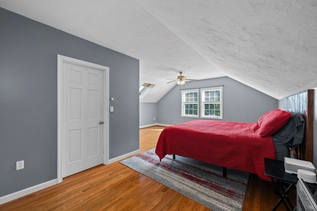 71 Nichols St, Holden, MA 01522