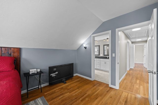 71 Nichols St, Holden, MA 01522