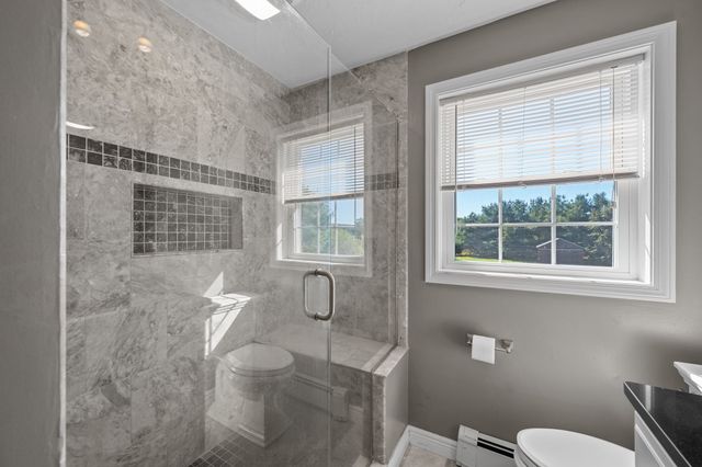 71 Nichols St, Holden, MA 01522