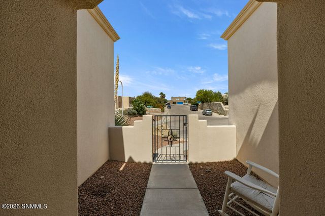 2561 Desert Cove Place, Las Cruces, NM 88011