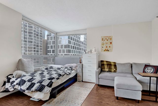 440 N Wabash Avenue 1111, Chicago, IL 60611