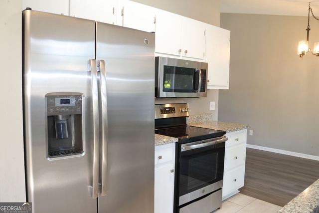 102 W Victoria Boulevard, Kingsland, GA 31548