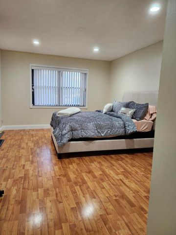 5937 Forest Hill Blvd 205, West Palm Beach, FL 33415