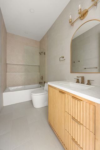 655 DECATUR Street, New York City, NY 11233