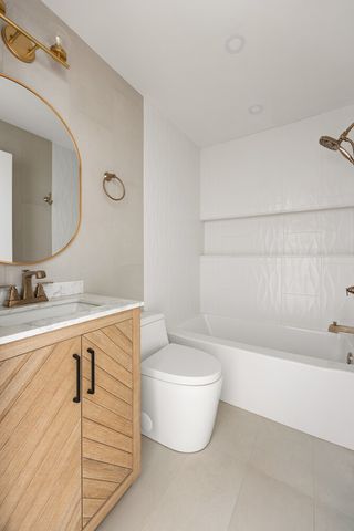 655 DECATUR Street, New York City, NY 11233