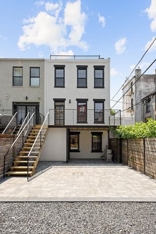 655 DECATUR Street, New York City, NY 11233