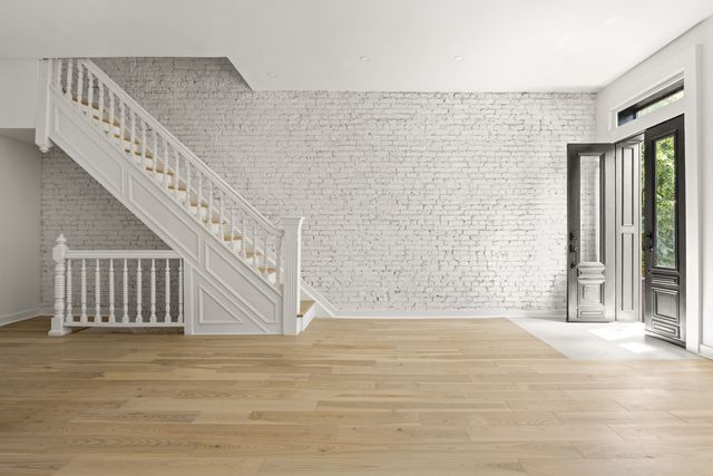 655 DECATUR Street, New York City, NY 11233