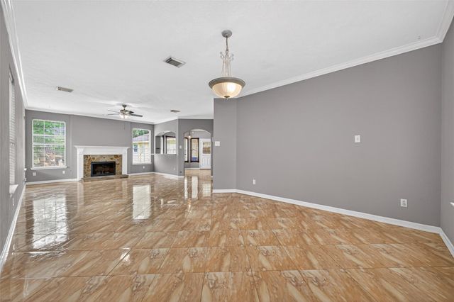 1002 Pine Walk Trail, Spring, TX 77388
