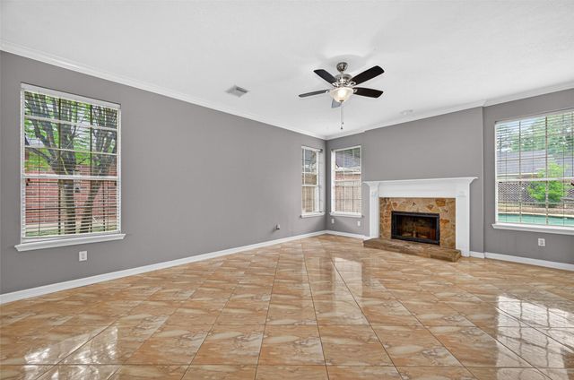 1002 Pine Walk Trail, Spring, TX 77388