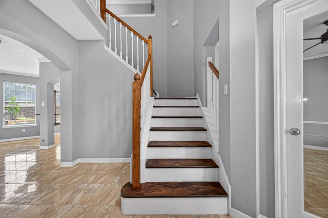 1002 Pine Walk Trail, Spring, TX 77388