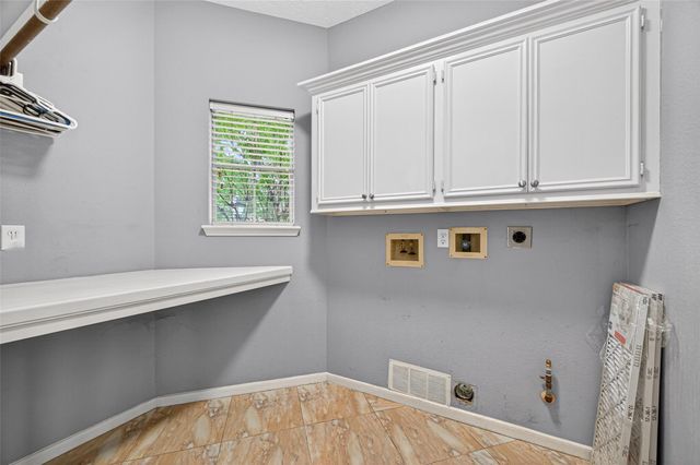 1002 Pine Walk Trail, Spring, TX 77388
