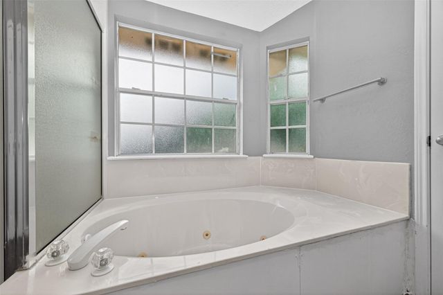 1002 Pine Walk Trail, Spring, TX 77388