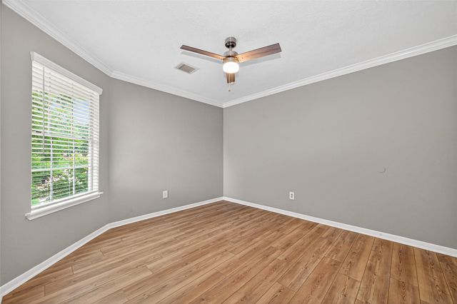 1002 Pine Walk Trail, Spring, TX 77388