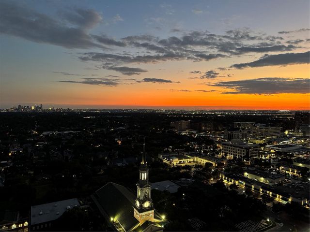 6211 W Northwest Highway 2401, Dallas, TX 75225