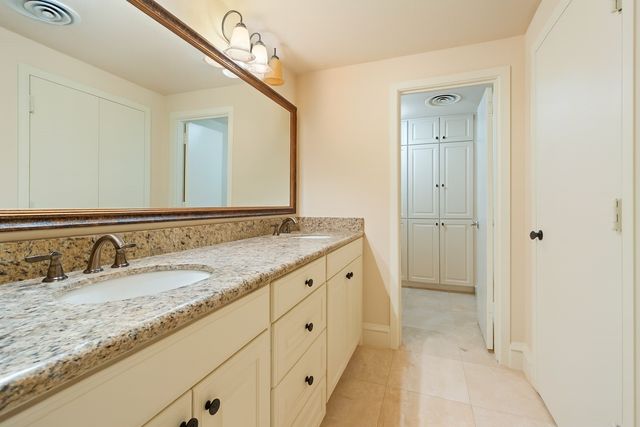 6211 W Northwest Highway 2401, Dallas, TX 75225