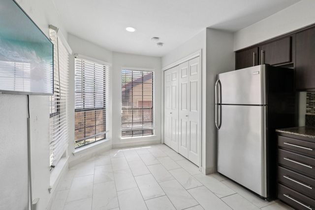 4130 Proton Drive 47B, Addison, TX 75001