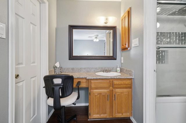 4130 Proton Drive 47B, Addison, TX 75001