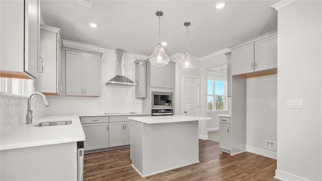 436 Hazel Drive, Locust Grove, GA 30248