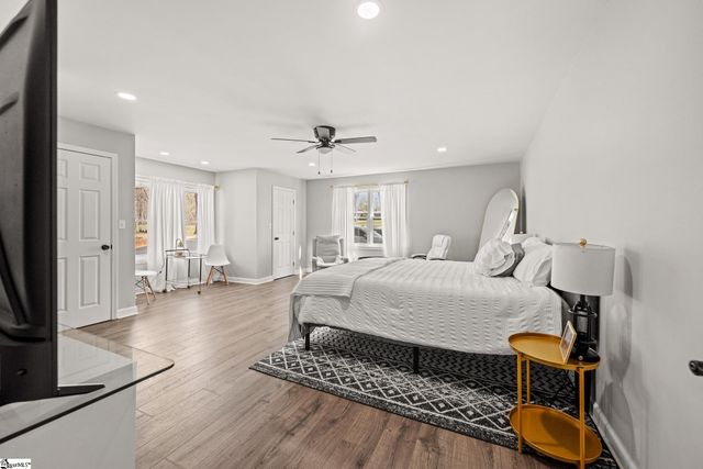 390 Tranquil Drive, Laurens, SC 29360