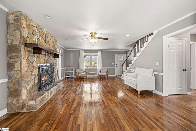 390 Tranquil Drive, Laurens, SC 29360