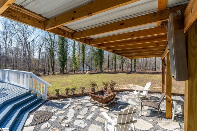 390 Tranquil Drive, Laurens, SC 29360