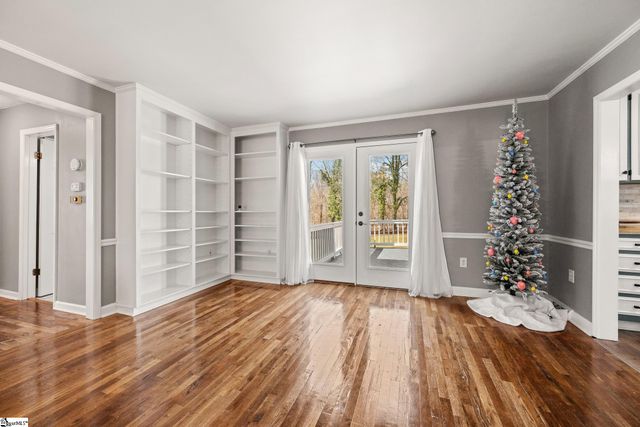 390 Tranquil Drive, Laurens, SC 29360