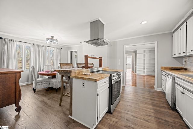 390 Tranquil Drive, Laurens, SC 29360