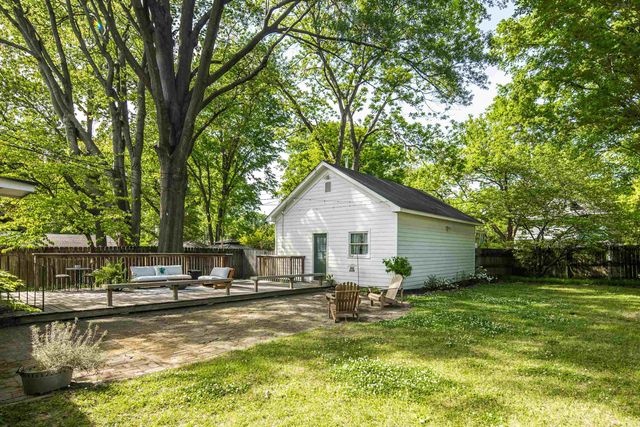 1704 BEARD PL, Memphis, TN 38112