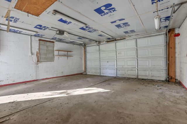 215 Harrison Avenue, Lancaster, OH 43130