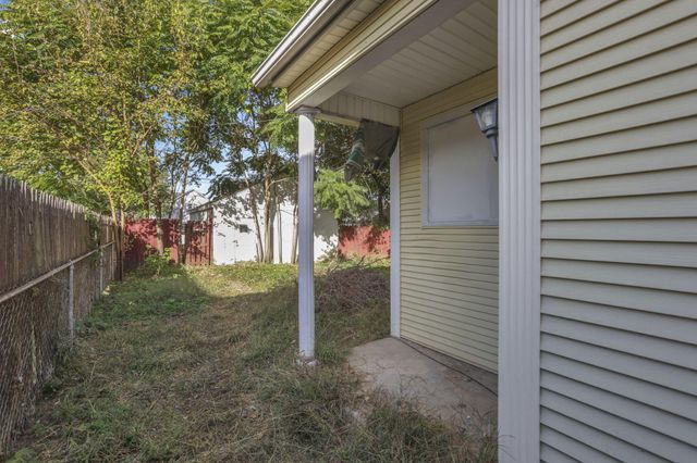 215 Harrison Avenue, Lancaster, OH 43130