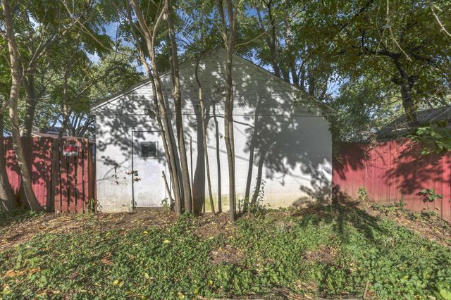 215 Harrison Avenue, Lancaster, OH 43130