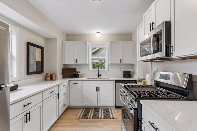 2519 Madison Street NE, Minneapolis, MN 55418