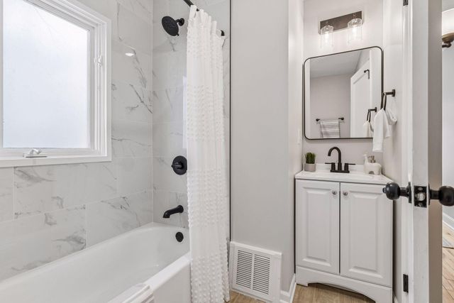 2519 Madison Street NE, Minneapolis, MN 55418