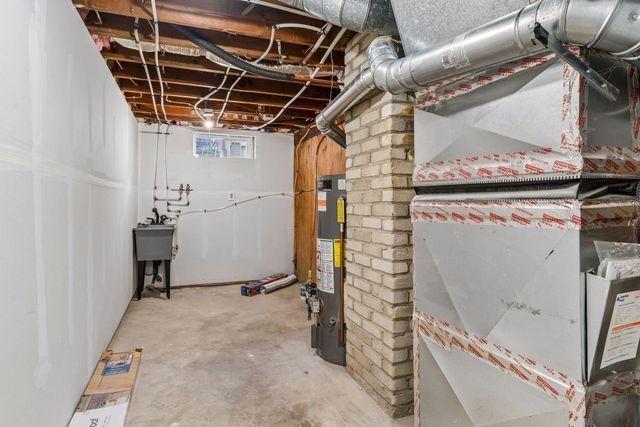 2519 Madison Street NE, Minneapolis, MN 55418