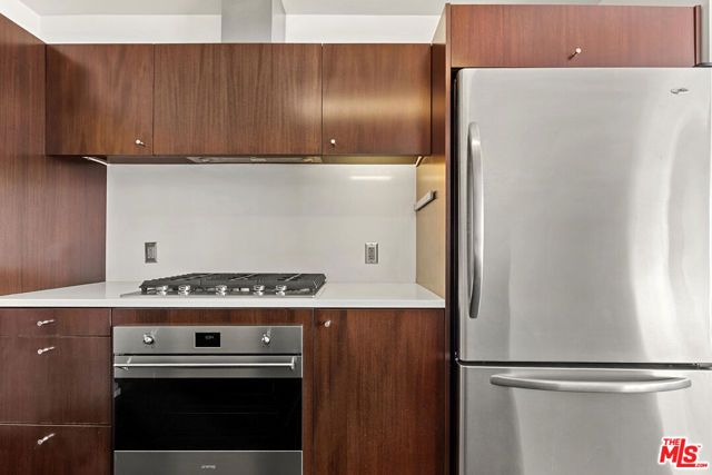 1155 S Grand Avenue 1103, Los Angeles, CA 90015