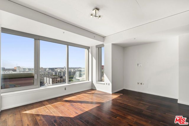 1155 S Grand Avenue 1103, Los Angeles, CA 90015