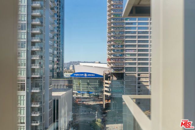 1155 S Grand Avenue 1103, Los Angeles, CA 90015