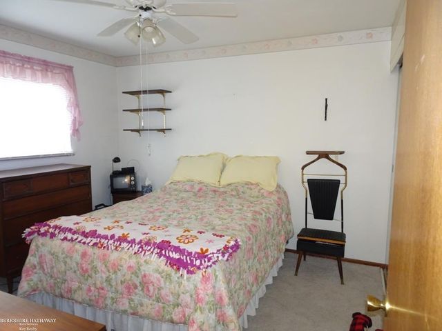 28263 Newport Drive, Warren, MI 48088