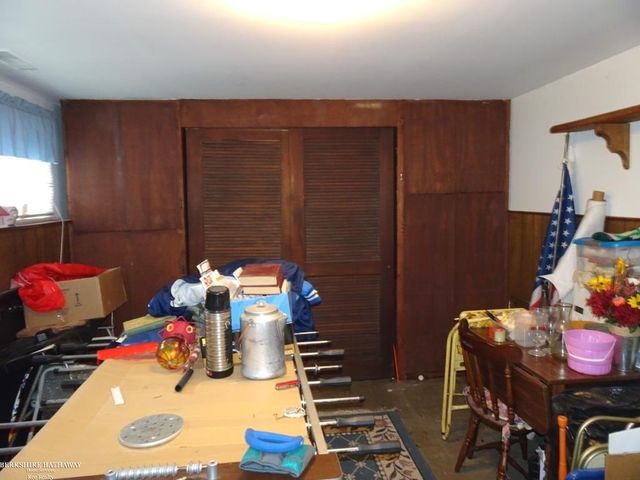 28263 Newport Drive, Warren, MI 48088