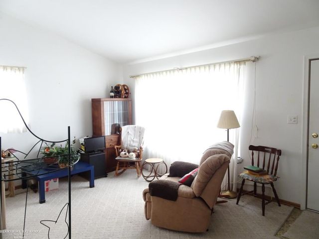 28263 Newport Drive, Warren, MI 48088