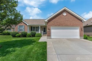 3025 Aster Way, Tipp City, OH 45371