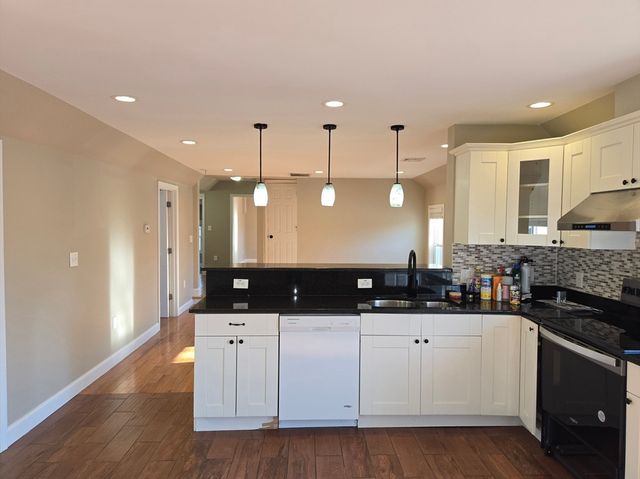 3 Pearl Street 2, Stoneham, MA 02180