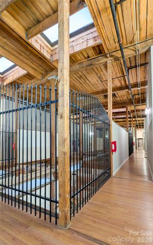 201 S Hoskins Road 315, Charlotte, NC 28208