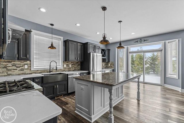 3108 Regatta Lane, St Clair, MI 48079