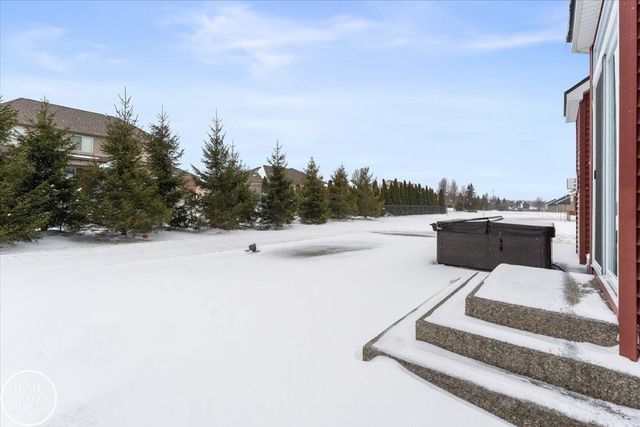 3108 Regatta Lane, St Clair, MI 48079