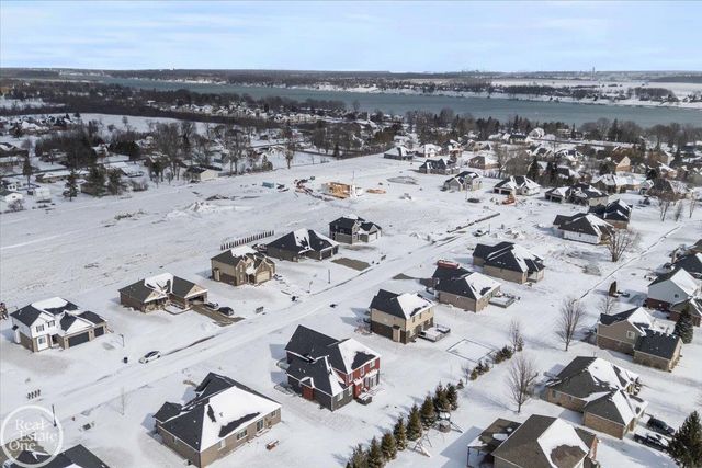 3108 Regatta Lane, St Clair, MI 48079