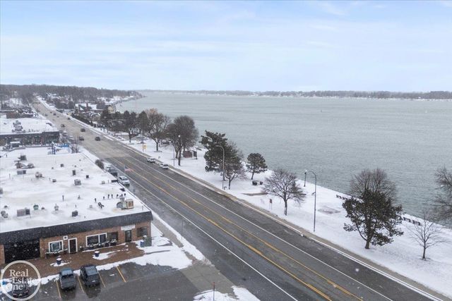 3108 Regatta Lane, St Clair, MI 48079