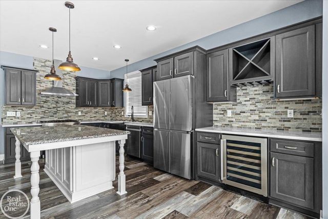 3108 Regatta Lane, St Clair, MI 48079