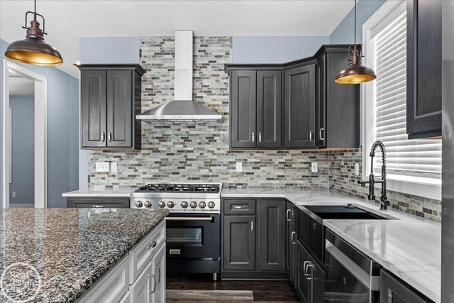 3108 Regatta Lane, St Clair, MI 48079